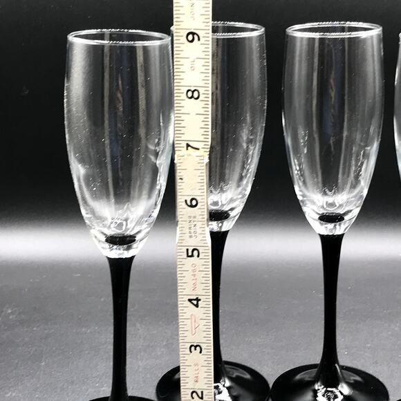 Luminarc of France Signature Black Champagne Flutes Discontinued Set of 4 - Picture 2 of 5